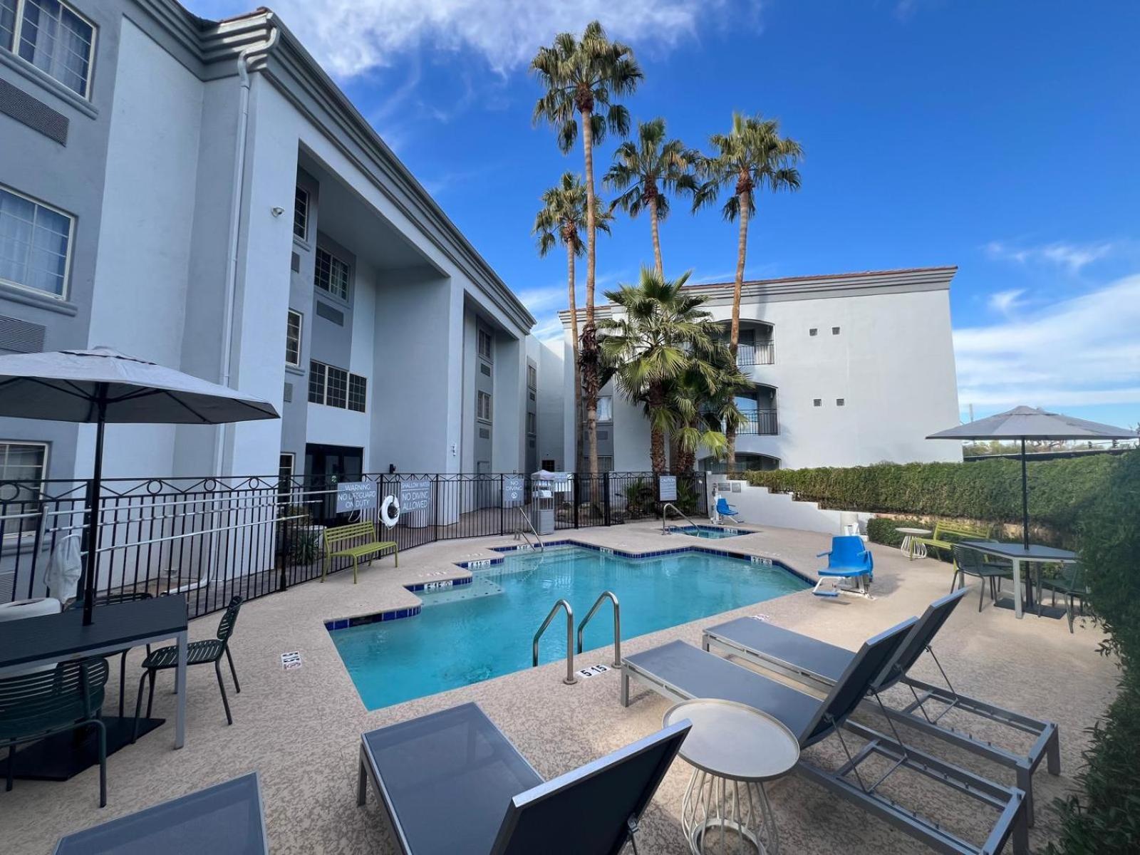 Spark By Hilton Peoria Phoenix North Glendale